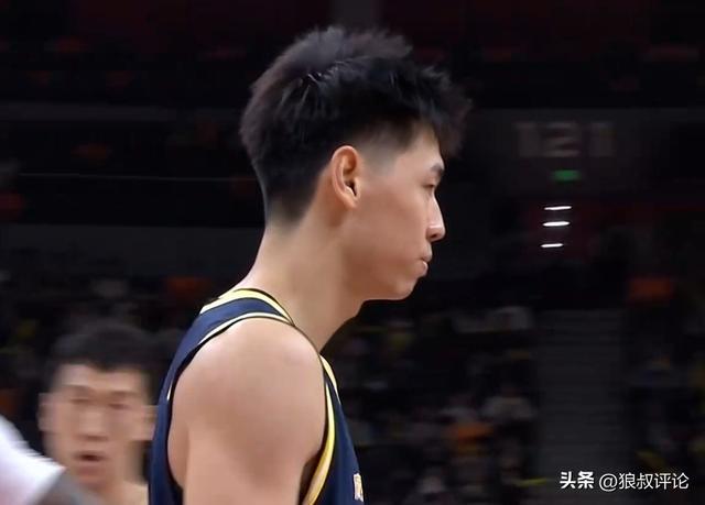 PP体育直播-加盟广东首秀！崔永熙5中1得2分3板 单挑赵继伟后仰跳投+追身大帽